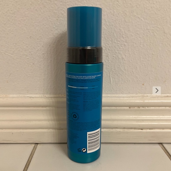 ST. TROPEZ SELF-TAN BRONZING MOUSSE - Picture 4 of 7